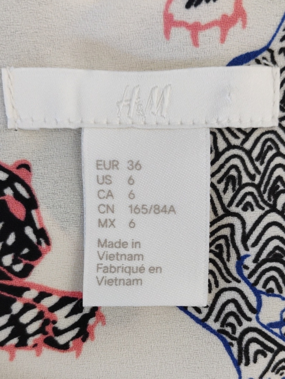 ✨H&M Jaguar Leopard Safari Print Sleeveless Mini Shift Dress Multicolor Size 6 - Picture 2 of 8